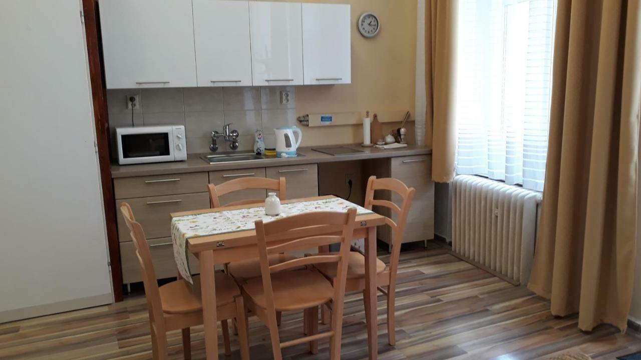 Apartment Corona Кошице Екстериор снимка